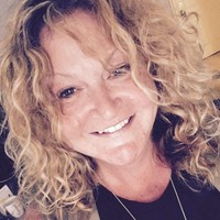 StreetEasy Employee Lynne Allaker's profile photo