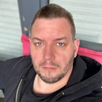 André John Email