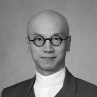 Christian Dior Couture Employee Yuan Ren's profile photo
