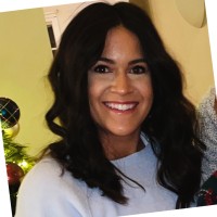 Kristen Oliveira Email & Phone Number