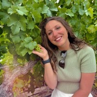 Rosanne van Oijen Email