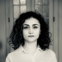 Iryna Chumak Email