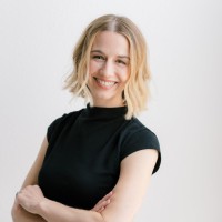 Linsi Brownson Email & Phone Number