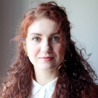 mark it Employee Raffaella B.'s profile photo