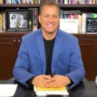 Oasis Originals Employee Bruce Payetta's profile photo