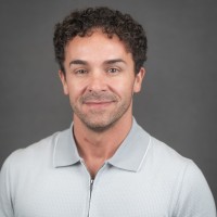 Lucas Novo Email & Phone Number