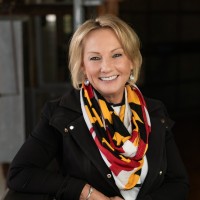 Charis Realty Group Employee Debbie Rogers's profile photo