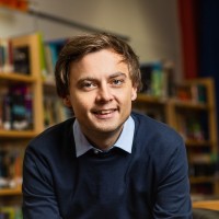 Thomas Hauzeneder Email