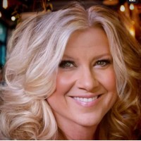 Cashbox Canada Employee Sandy Graham's profile photo