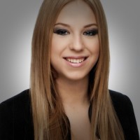 Anna Németh Email