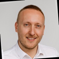 Dániel Ambrus Email