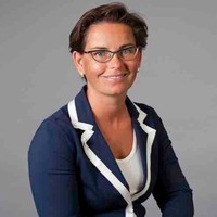 Isabelle Oever Email