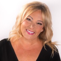 Terese Cairns Email & Phone Number