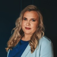 Agnieszka Masternak Email
