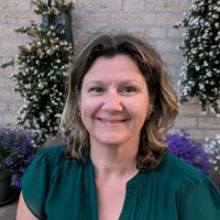 Desiree van Tilburg Email