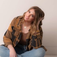 Alyssa Hall Email & Phone Number