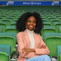 Vitoria Teixeira Email