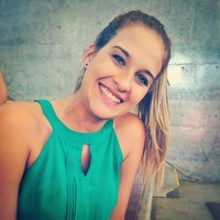 Mariana Marçal Email