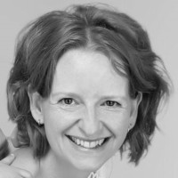 Nanda van Dijk Email