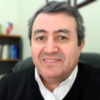 Víctor Cancino Email