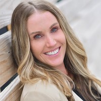 Kelli Young Email & Phone Number