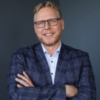 Gísli Einarsson Email