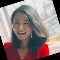 American Express Employee Linh Vu's profile photo