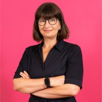 Claudia Jäger Email