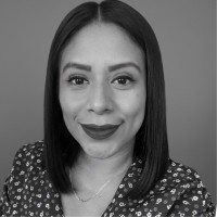 Esmeralda Hernández Email