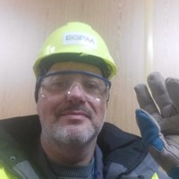 Petr Lipš Email