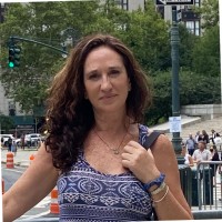 Ana Kirshbom Email & Phone Number