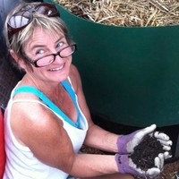 Robin Kelson Email & Phone Number
