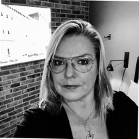 Annalise Laundrup Email & Phone Number