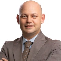 Yiğit Avci Email
