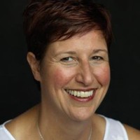 Park District of Oak Park Employee Susan Crane's profile photo
