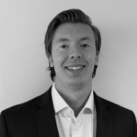 Jens Holck Email