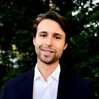 Simon Björklund Email