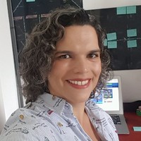 V2V.net Employee Cláudia Martinelli's profile photo