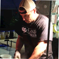 Island Noodles - Michigan / Illinois / Canada Employee Kelley Rowe's profile photo