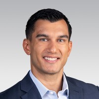 Beacon Bridge Wealth Partners Employee Christopher Chaves's profile photo
