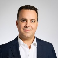 Universal Robots Employee Denis Pineda's profile photo