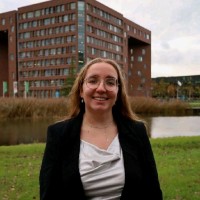 Maureen van Den Berg Email