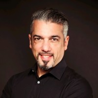 Verizon Business Employee Leonel Santos's profile photo