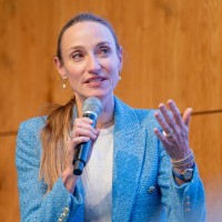 Ellen Kuder Email & Phone Number