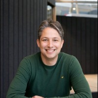 Joris van Dijk Email