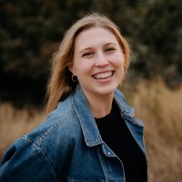 Lindsay Warne Email & Phone Number