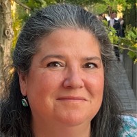 Green Check Verified Employee Julie Mott's profile photo