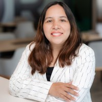 Gissela Flores Email