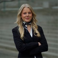 Astrid Ahlberg Email