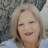 B2 Management & Consulting Employee Sherry Yingst's profile photo